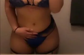 sexy thick Colombian companion... - Image 1