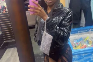 WET N CREAMY PETITE CHOCOLATE💋👅 - Image 3